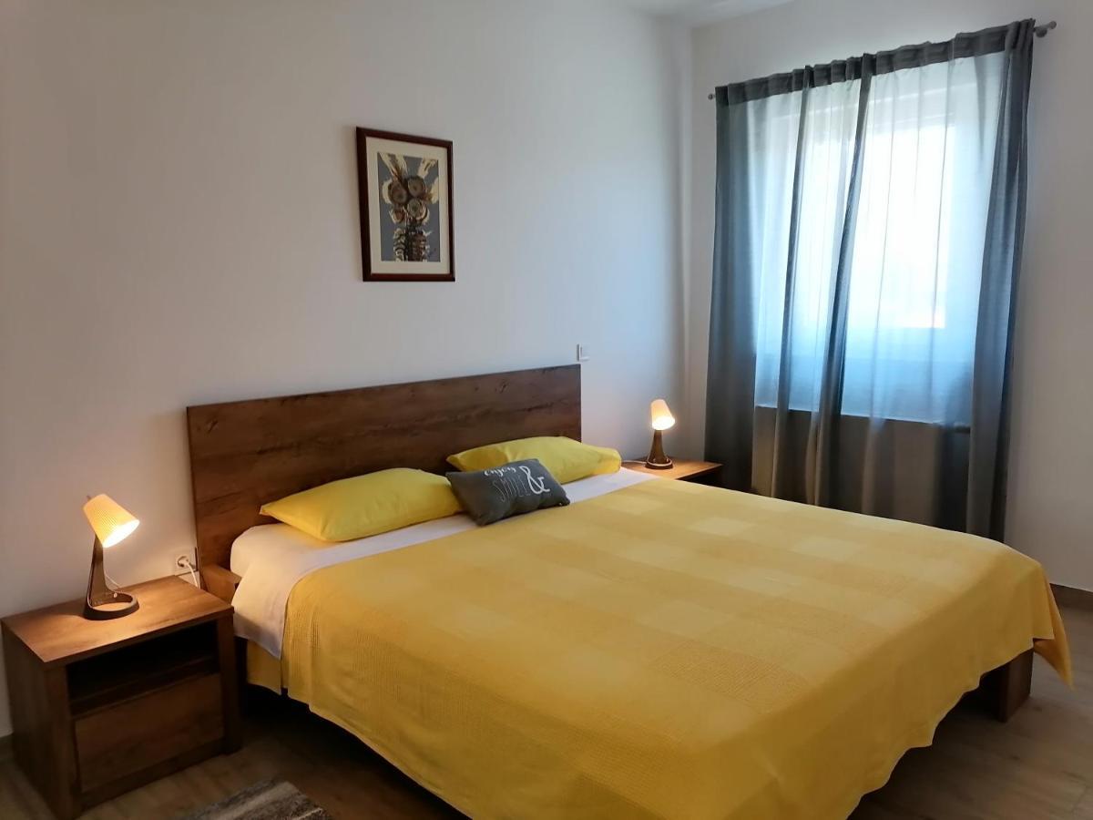 Holiday apartment Dunja Pula Bagian luar foto